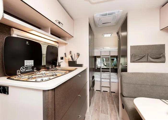 Bauer Caravan In Fkk Solaris Kemping *