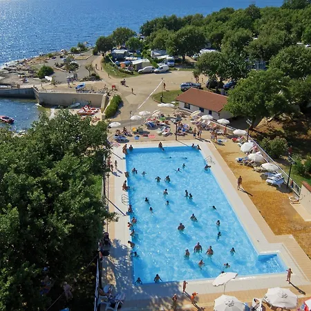 Kamp alanı Bauer Caravan In Fkk Solaris *