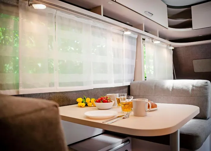 Kamp alanı Bauer Caravan In Fkk Solaris