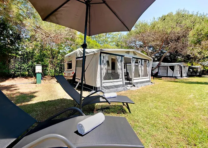 Kamp alanı Bauer Caravan In Fkk Solaris Poreč